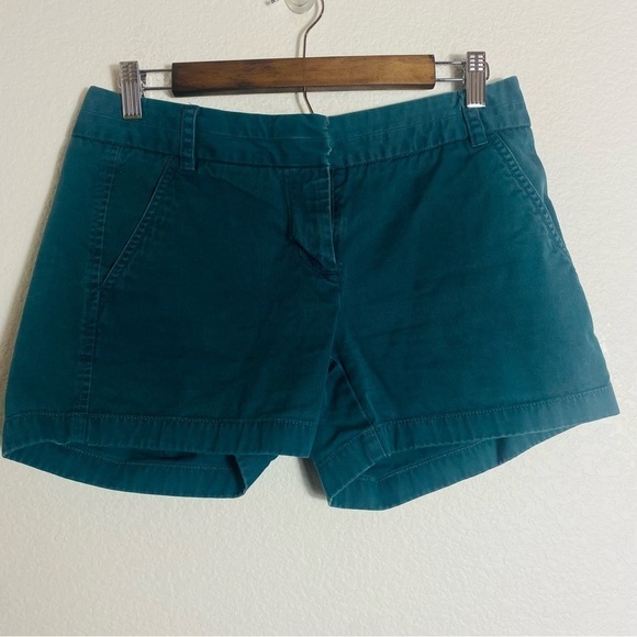 J Crew 100% Cotton Green Chino Short Size: 2 - Picture 1 of 6